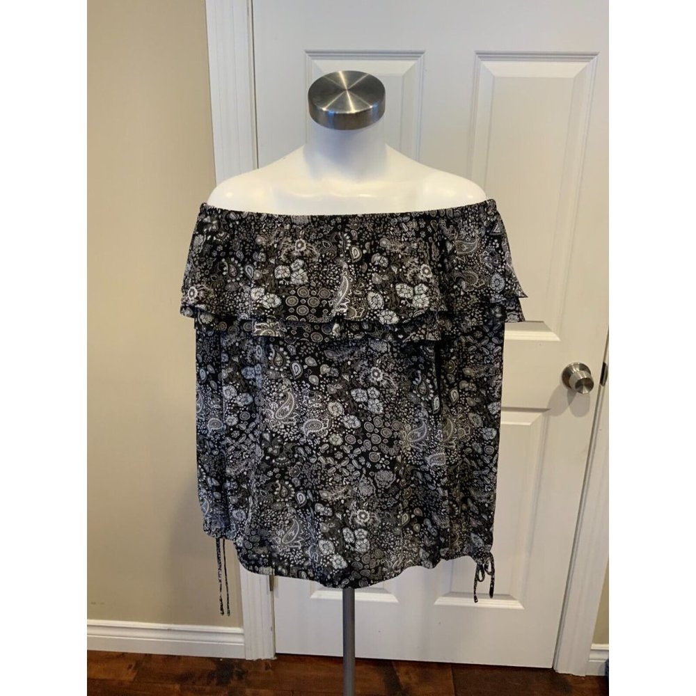 Michael Kors Black & Gray Paisley Print Off-Shoulder Top, Size Medium